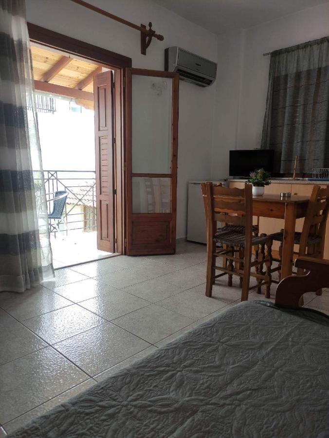 Mata'S House Apartamento Skiathos Town Exterior foto